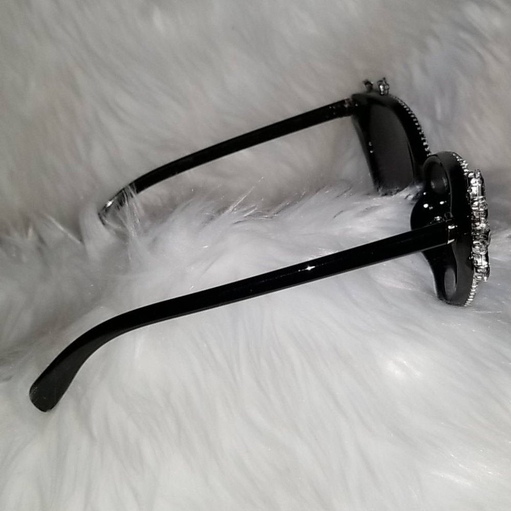 SUNGLASSES🤣Sophisticated😻 Glam Floral Rhinestone Sunglasses😺 - Picture 6 of 9
